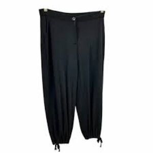 FINAL SALE Chico’s Travelers Black Crop Jogger Pant Pockets sizes 8, 10